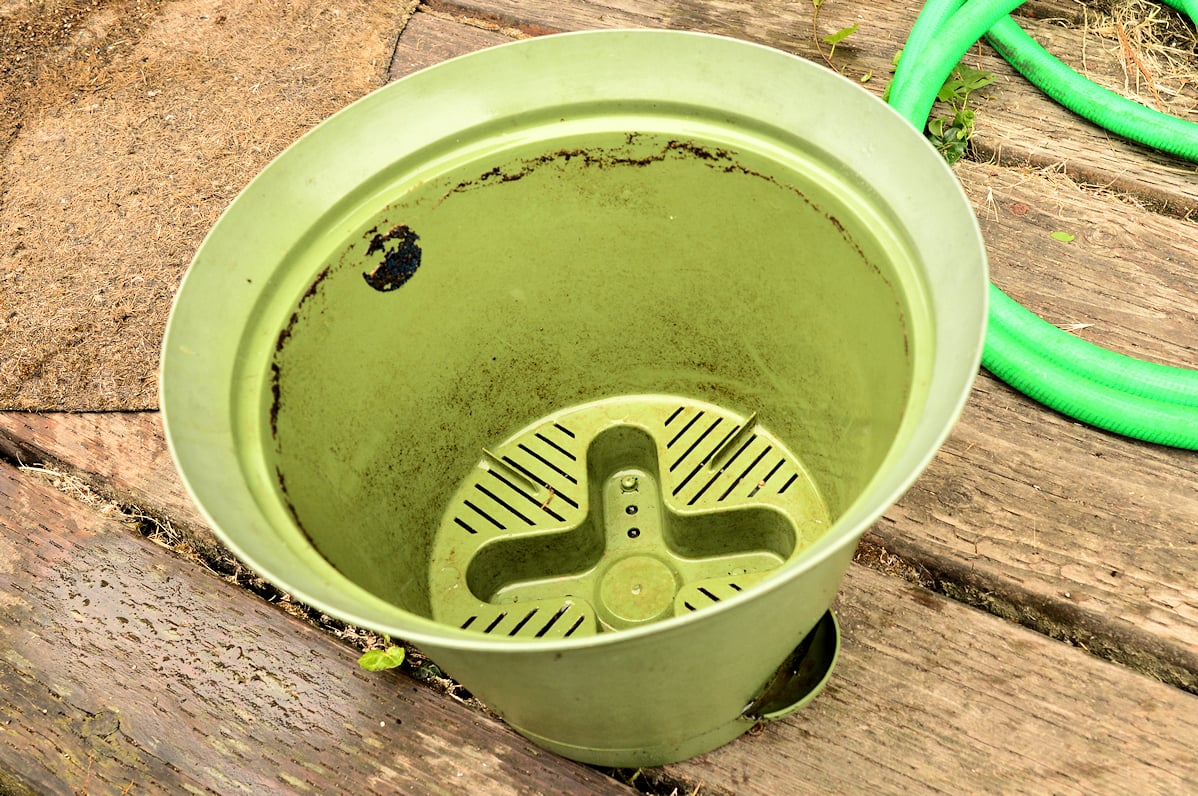 Self Watering Style Growing Container