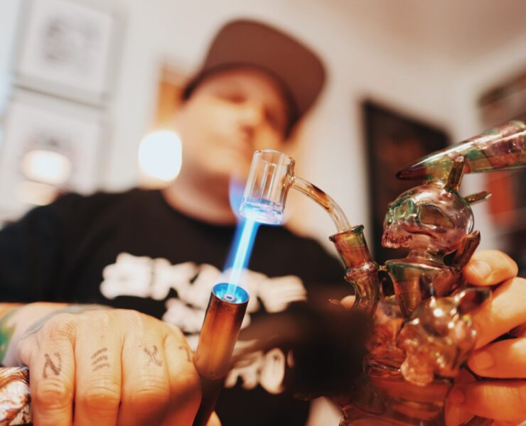 marijuana-culture-consumer-education-man-heating-dab-rig