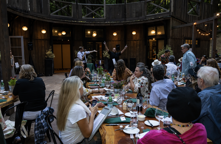 cannabis world news people at event dinner table