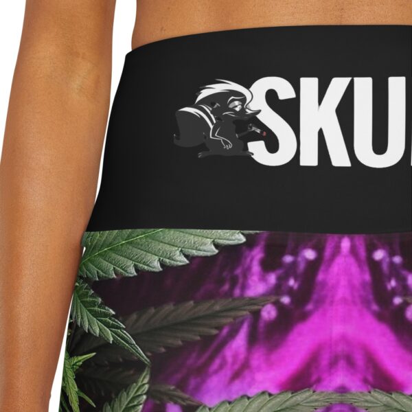 High Waisted Yoga Shorts (AOP)