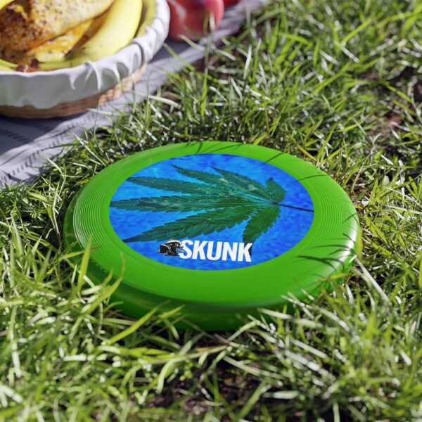 Aqua Leaf, Wham-O Frisbee