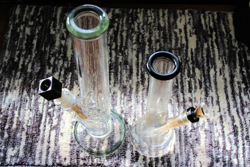 Switching to Bongs from Doobies Will Save You a Lot of Weeds